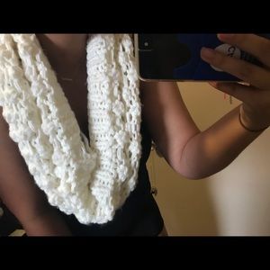 Infinity scarf